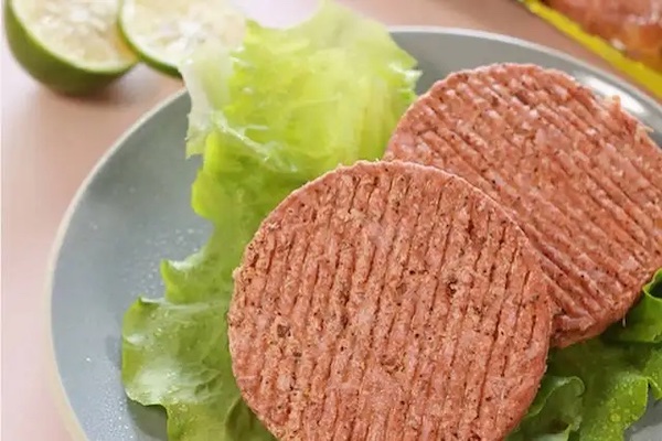 人造肉对气候影响可能是牛肉的25倍